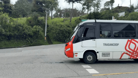 Ya está en funcionamiento la nueva ruta de transporte en Santa Elena