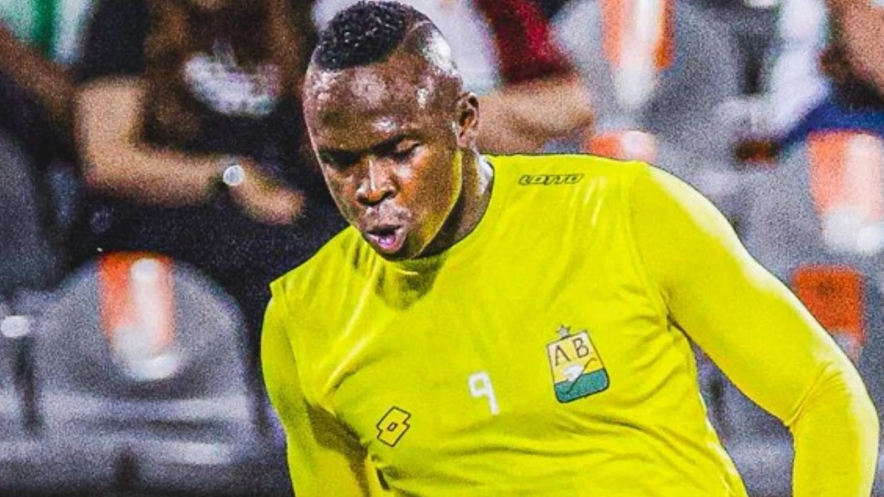 ¿Era penal? Esta fue la jugada que causó polémica en el partido de Nacional y Bucaramanga