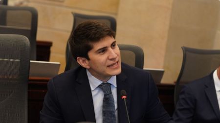 En medio de los escandalos de la UNGRD, Wadith Manzur dejó de ser parte de la Comisión de Acusaciones de la Cámara
