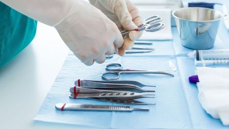 Ministerio de Salud excluyó tratamientos y servicios que cubría el Estado: ¿Cuáles son?