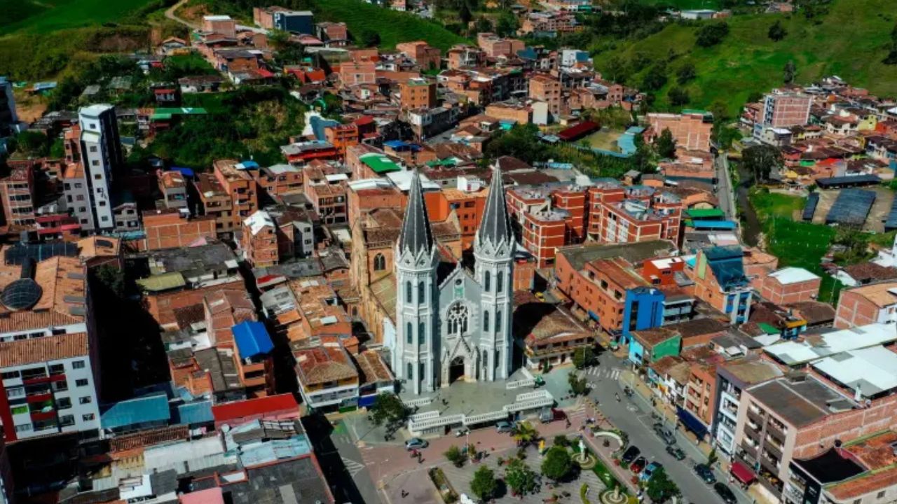 Robaron una parroquia en Don Matías; hurto casi alcanza los 10 millones de pesos