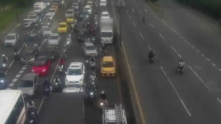 Atención: Movilidad reducida en la Autopista Norte por vehículo varado