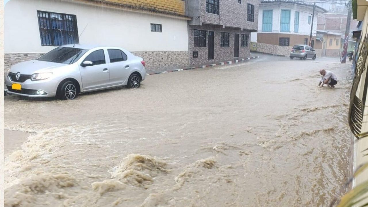 Inundaciones en Caldas: fuertes lluvias causan preocupación en la noche del Miércoles 1 de abril