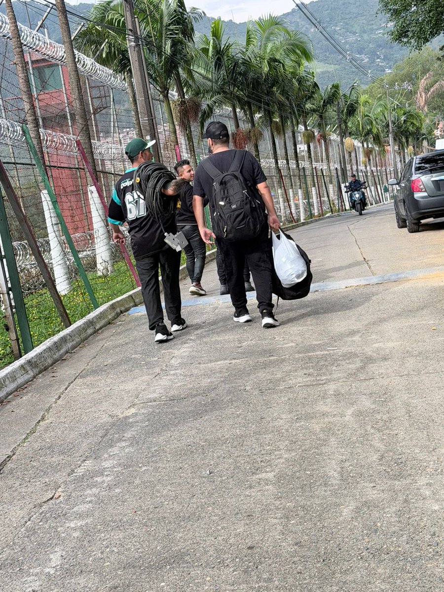 FOTOS: denuncian "rumba" de cabecillas con Nelson Velásquez en cárcel de máxima seguridad de Itagüí 2 NELSON 2