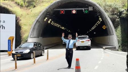 Seguridad vial en Medellín mejora durante Semana Santa con reducción de muertes WhatsApp Image 2026 04 06 at 10.11.30 AM