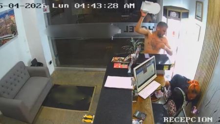 No era ningún extranjero: un colombiano fue el que agredió física y verbalmente a la empleada de un hotel en Medellín