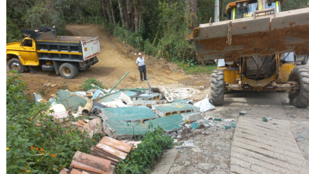 Guarne desmonta casetas de basura en zonas rurales y anuncia nueva intervención en El Sango Diseno pagina Lau 7