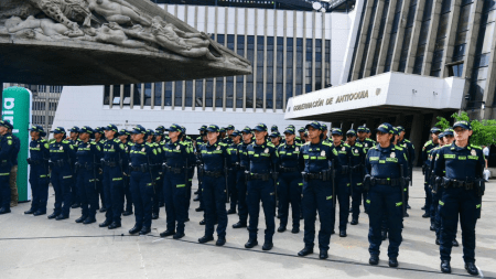 Con garantía a la seguridad: Antioquia refuerza presencia de la fuerza pública con 430 uniformados nuevos