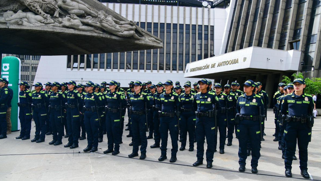 Con garantía a la seguridad: Antioquia refuerza presencia de la fuerza pública con 430 uniformados nuevos