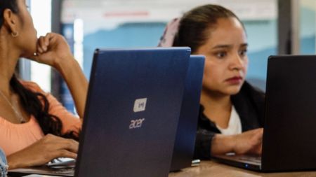 ¿Quiere aprender inteligencia artificial gratis? Medellín abrió 1.000 cupos para mujeres KATH NO ENTER 88
