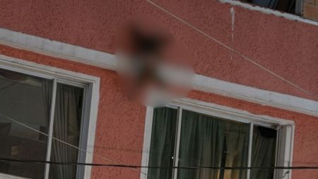 Con chaquetas y cobijas, vecinos salvaron a un niño de dos años que se cayó desde un cuarto piso