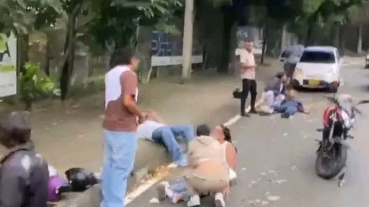 ¿Qué ocurrió? Tres motocicletas se chocaron en la Loma de Los Balsos