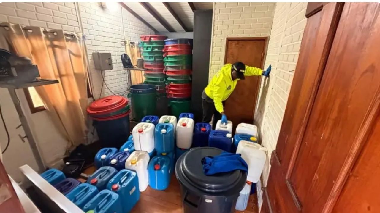 ¿Cuánto era al mes? Encontraron laboratorio que producía 2.000 dosis diarias de cocaína en Altavista