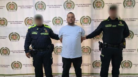 ¿Ajuste de cuentas? Capturaron a alias «Ronald», señalado del asesinato de un venezolano en Barrio Antioquia ¿Ajuste de cuentas? capturaron a alias "Ronald", señalado del asesinato de un venezolano en Barrio Antioquia