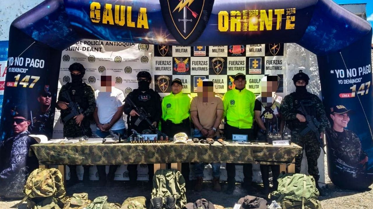 Con armas, capturan a alias Mono Chucho; en San Francisco, sería el encargado de manejar grandes laboratorios de droga del Clan del Golfo en el oriente de Antioquia