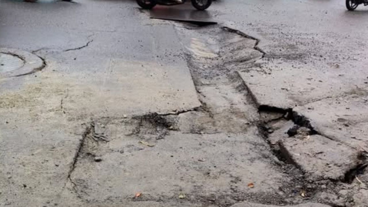 El puente de La Limona en Itagüí "sacó la mano" otra vez con el mismo hundimiento de hace meses