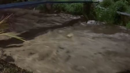 Creciente súbita en Ciudad Bolívar: aumenta el caudal en varias quebradas