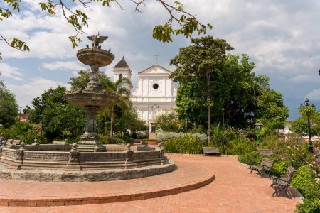 Un motociclista le disparó a su parrillero en El Llano de Bolívar, Santa Fe de Antioquia