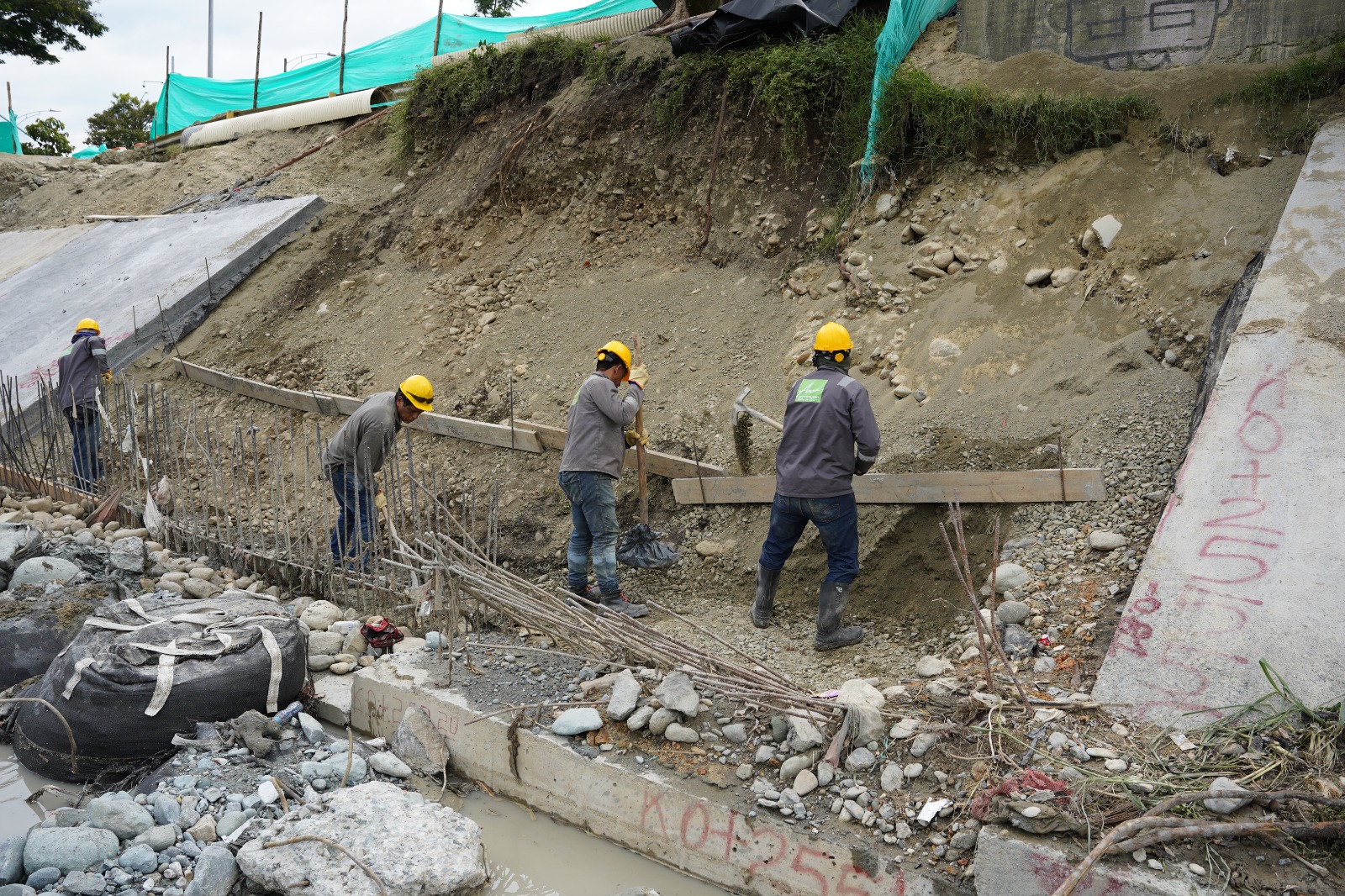 Están interviniendo las quebradas en el Valle de Aburrá para evitar inundaciones; conozca cuáles son 3 Río Medellín