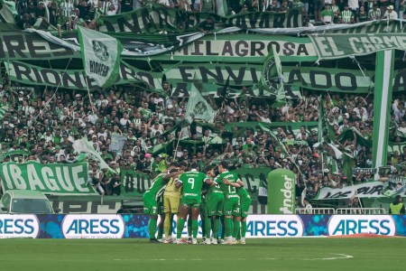 Atlético Nacional y Junior de Barranquilla ya conocen su calendario: así se jugará la final de la liga Inicia la cuenta regresiva para la final de la liga colombiana. Confirmados los horarios entre Nacional y Junior