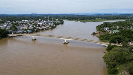 Puerto López cumple tres meses sin fuerza pública en medio de desplazamientos y ataques con drones