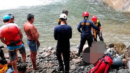 Turista murió de un golpe en la cabeza mientras disfrutaba de un día de ‘charcos’ en San Carlos Turista murió aparentemente de un golpe en la cabeza mientras disfrutaba de un día de 'charcos' en San Carlos