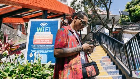 La red de wifi público de Medellín sigue creciendo: ya suma 420 puntos en toda la ciudad