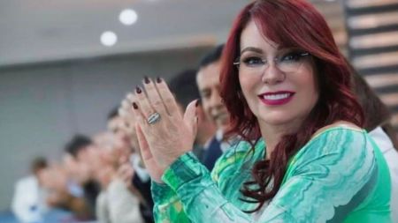 Gloria Arizabaleta rectifica solicitud sobre suspensión del presidente Petro