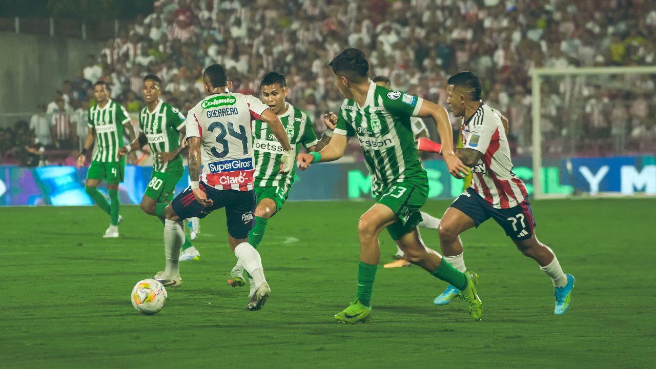¡90 minutos por la gloria! Nacional va por el milagro y Junior quiere asegurar la estrella