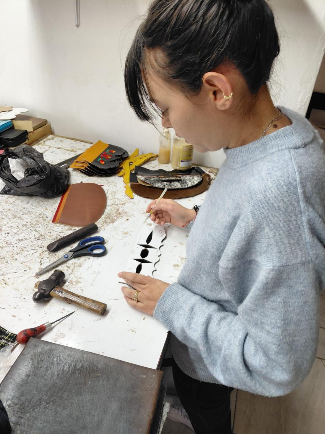 Artesanos de San Pedro de los Milagros trabajan por recuperar la historia y fabricación del carriel sanpedreño