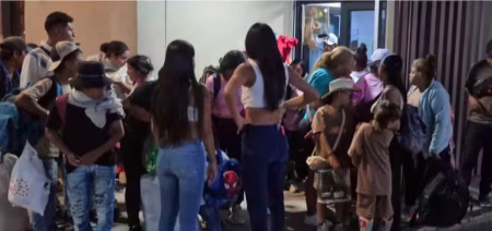 Aumenta a 200 la cifra de personas desplazadas por enfrentamientos en el Nordeste antioqueño Aumenta a 200 la cifra de personas desplazadas por enfrentamientos en el Nordeste antioqueño