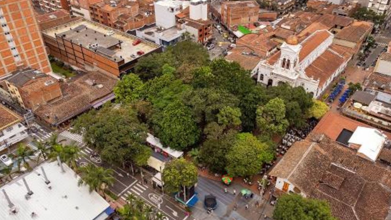 Joven habría asesinado a su novia, menor de edad, en el Parque de las Mascotas de Sabaneta y también fue encontrado sin vida