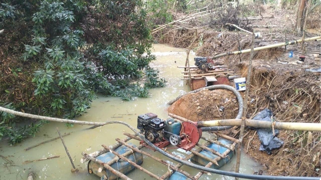 Desmantelan cinco minas ilegales del Clan del Golfo en Caucasia, Antioquia