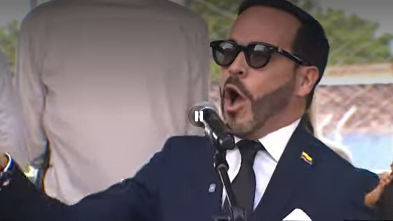 Con honores institucionales y el llamado a “Menos odio y más patria”, Medellín inició los actos del 20 de Julio