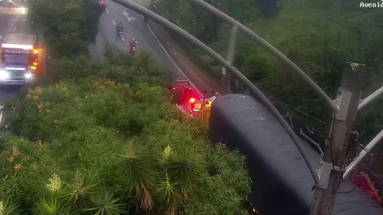 ¡Ojo conductores! Movilidad reducida en la avenida Paralela por accidente de tránsito