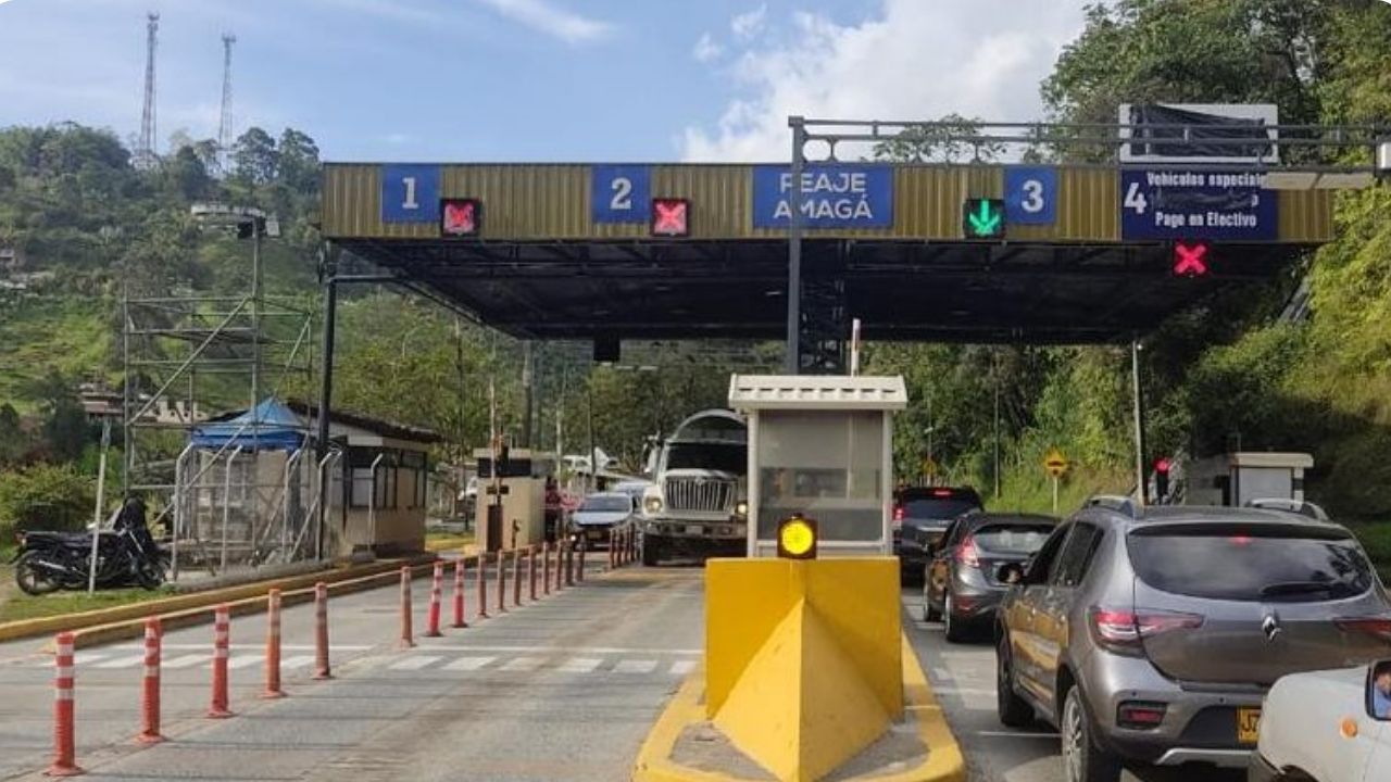 Hay cierre total en el Peaje de Amagá debido a protestas de camioneros: conozca las razones