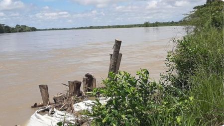 Accidente en el río Cauca: una chalupa y una canoa chocaron cerca de Nechí