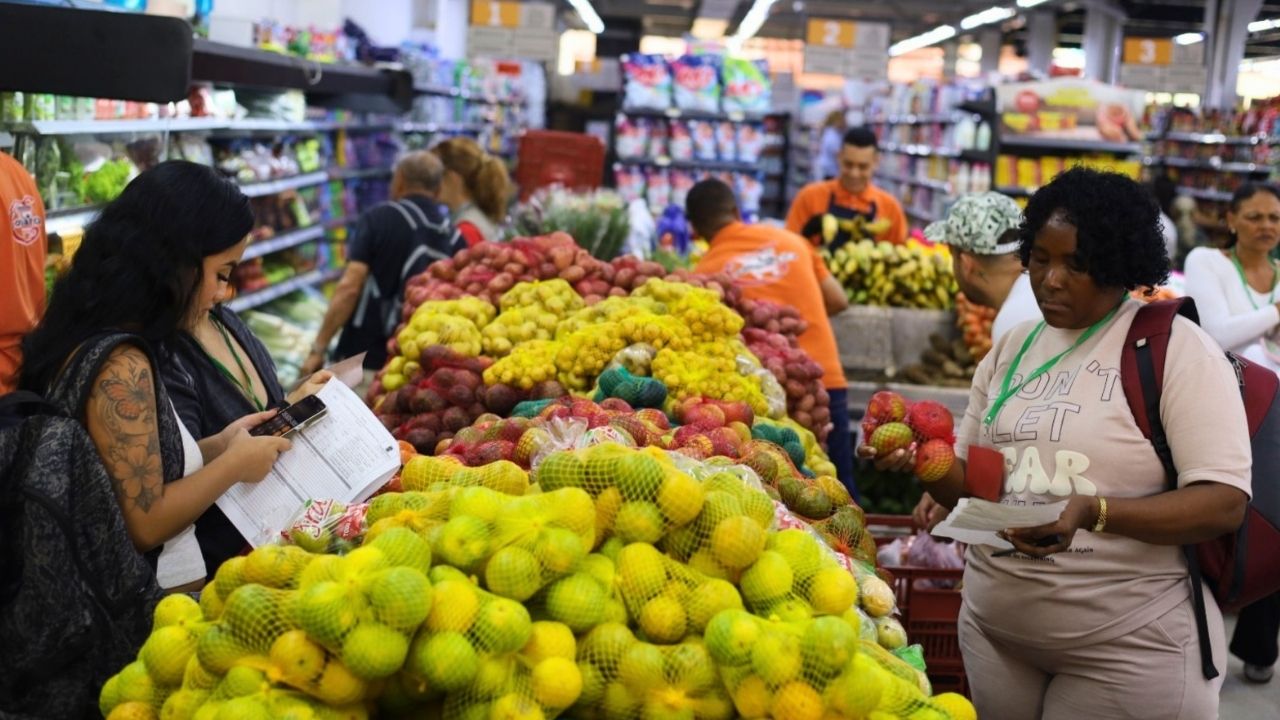 Medellín entregará más de 81.000 bonos alimentarios para beneficiar a 16.345 hogares en 2026