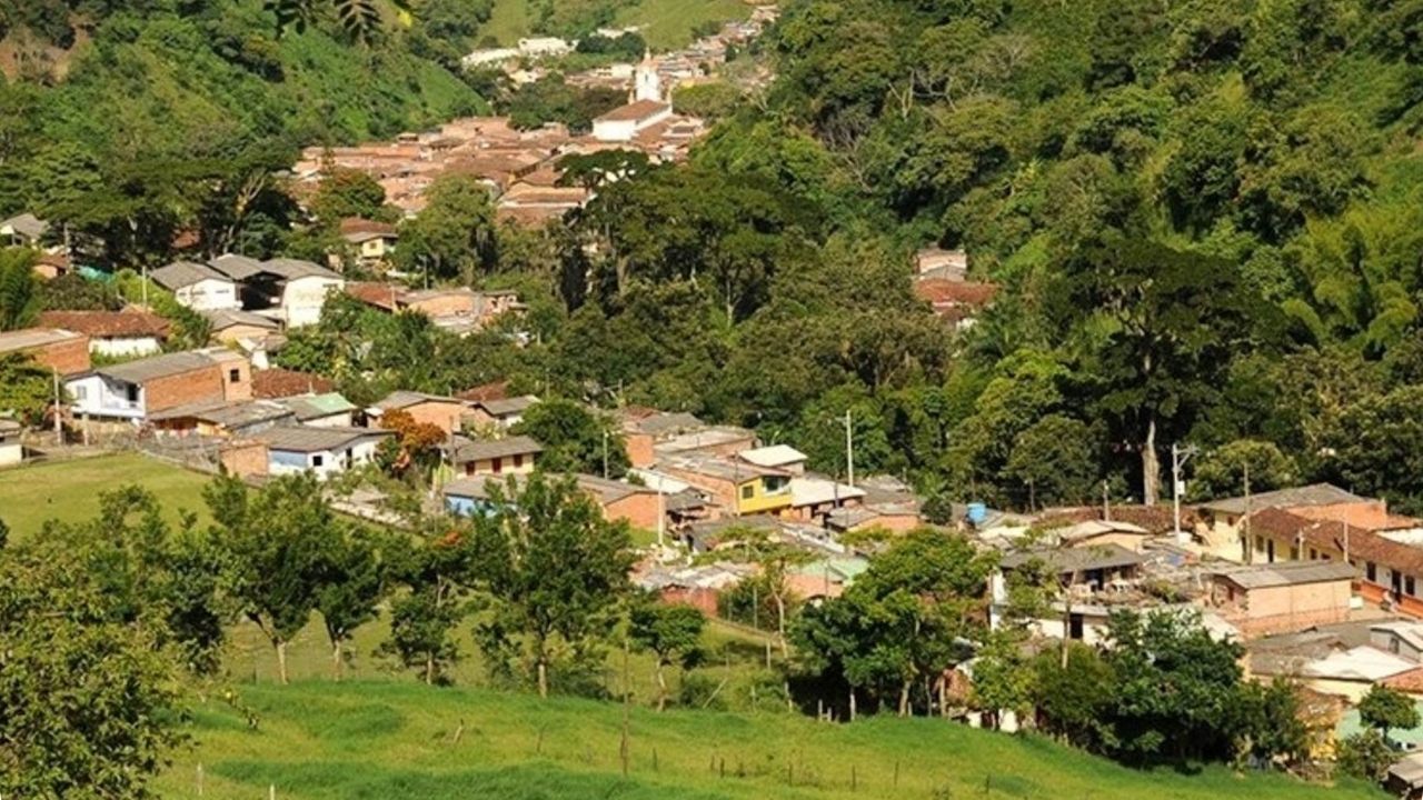 ¿Eran del Clan del Golfo? En Salgar hombres armados habrían disparado a una patrulla policial