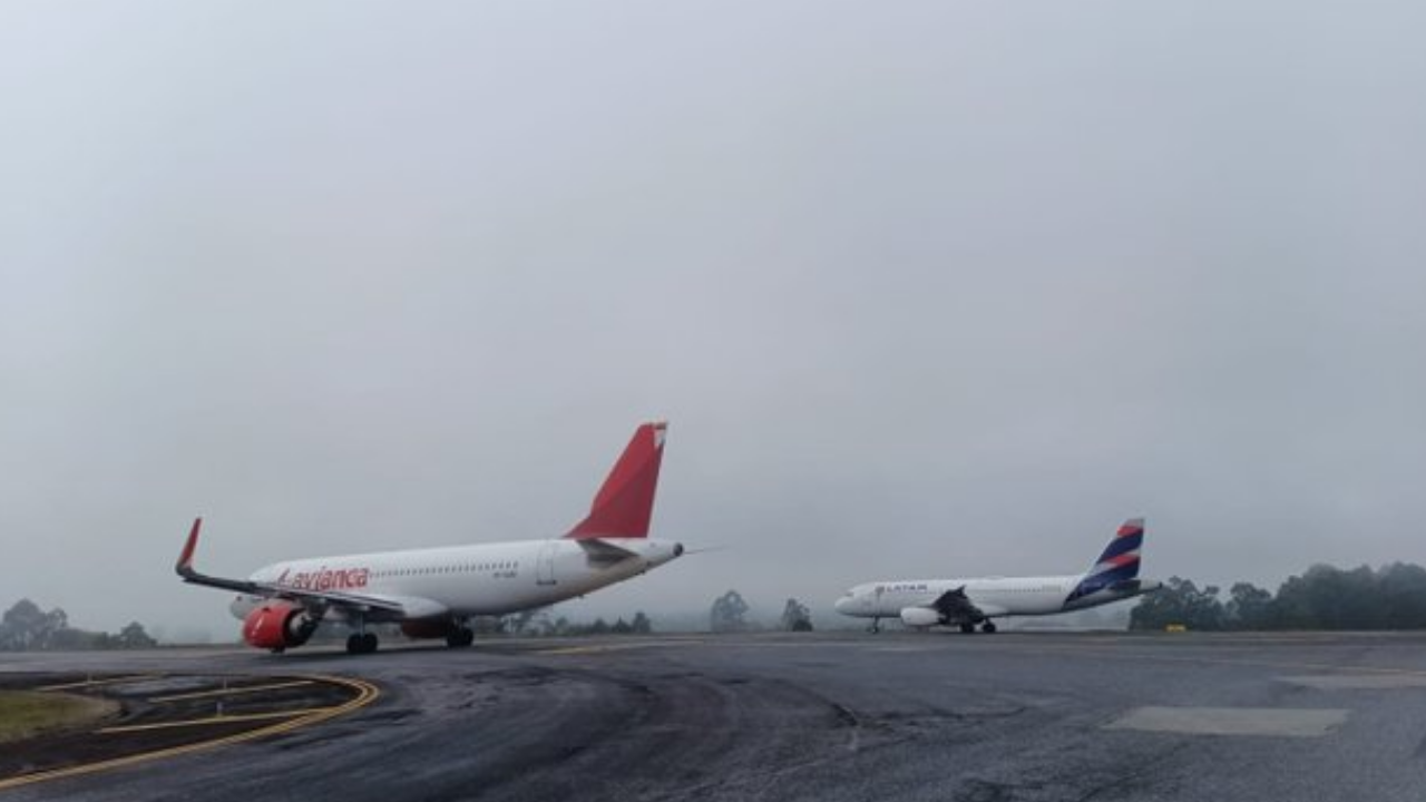 Más de 20 vuelos resultaron afectados por banco de niebla en el aeropuerto de Rionegro