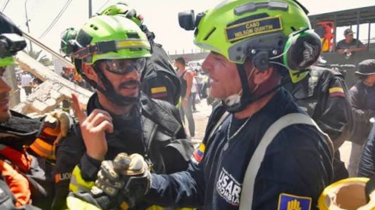 Bomberos colombianos regresan de Venezuela luego de varios días de búsqueda en medio de la tragedia