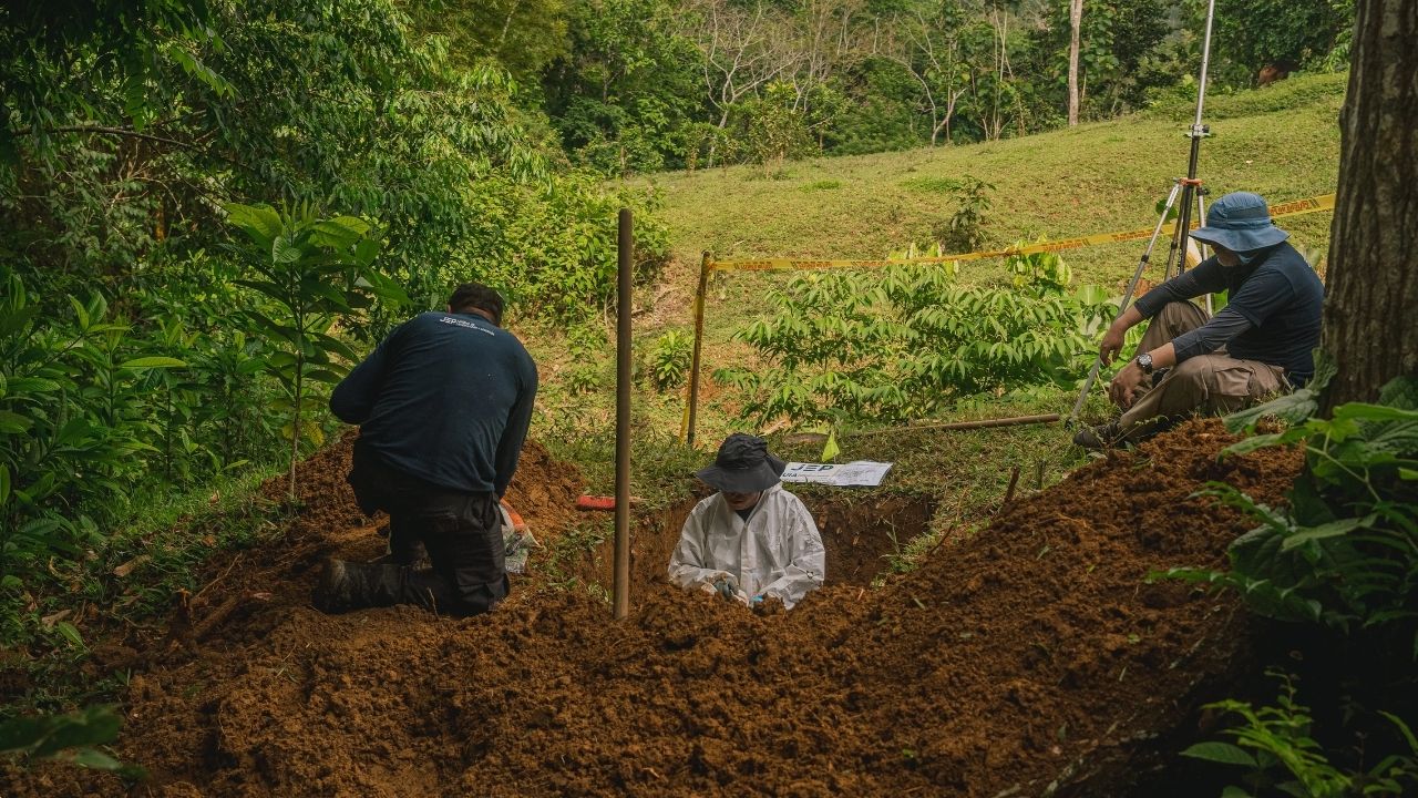 Por información de exmiembro de las FARC, restos de desaparecidos hace 20 años en Urabá fueron encontrados Por información de exmiembro de las FARC, restos de desaparecidos hace 20 años en Urabá fueron encontrados