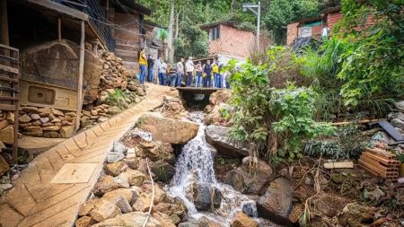 ¿Vive cerca de la quebrada La Mansión en Manrique? Ojo, porque 90 familias deberán evacuar por riesgo de inundación ¿Vive cerca de la quebrada La Mansión en Manrique? Ojo, porque 90 familias deberán evacuar por riesgo de inundación