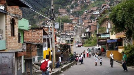 Una mujer habría sido asesinada por su expareja en el barrio Popular; el presunto agresor se quitó la vida