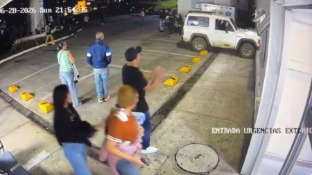 Cámaras de seguridad registran el momento exacto del accidente en el Hospital de Yarumal Cámaras de seguridad registran el momento exacto del accidente en el Hospital de Yarumal