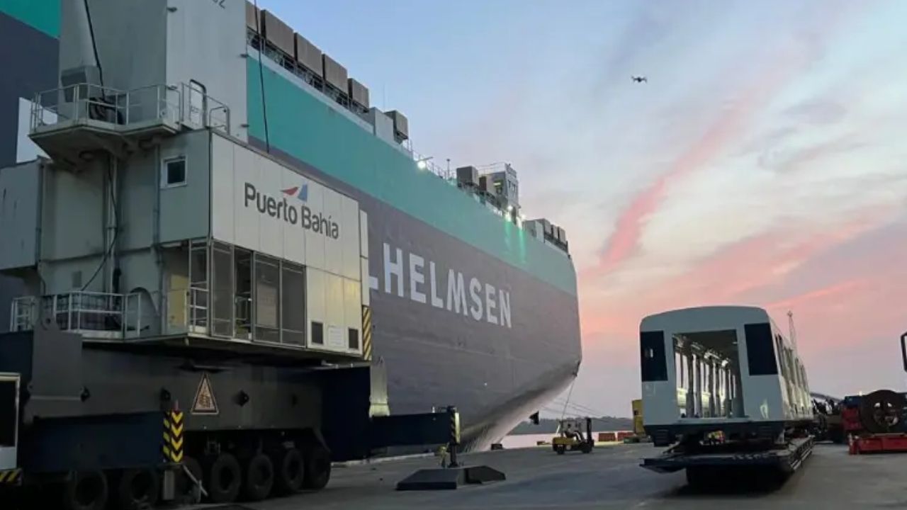 Llegó a Colombia el primer vagón de los nuevos trenes del Metro de Medellín: aumentarán la capacidad del sistema en un 20 %