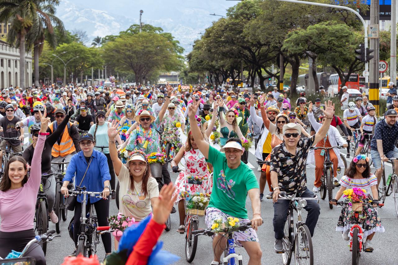 La Feria de las Flores abre inscripciones para su tradicional ciclopaseo