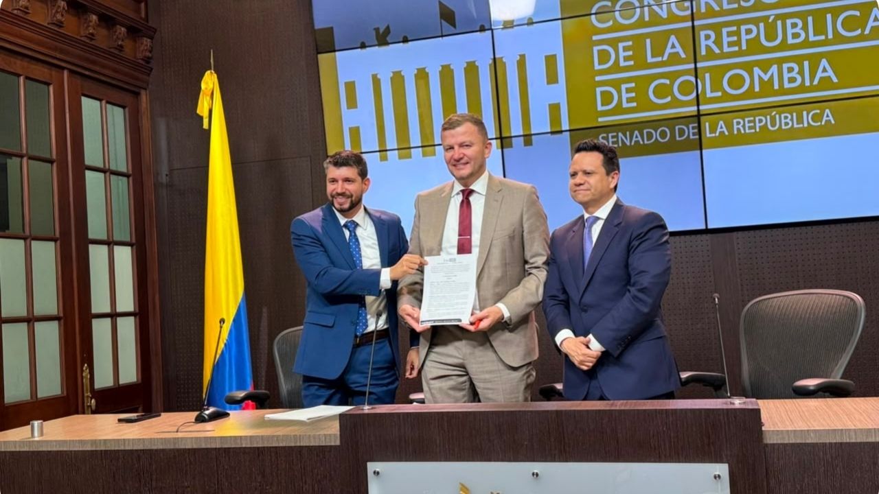 Proyecto de ley busca que las familias elijan cómo gastar el subsidio de las Cajas de Compensación