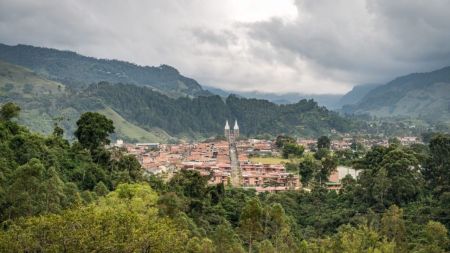 Investigan el hallazgo del cuerpo de un hombre en la vereda Río Claro de Jardín