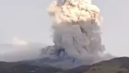 VIDEO Alerta Naranja en el volcán Puracé: SGC reporta emisiones de ceniza y alta actividad de gases